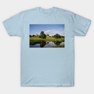 Alnwick Castle reflected in the River Aln T-Shirt